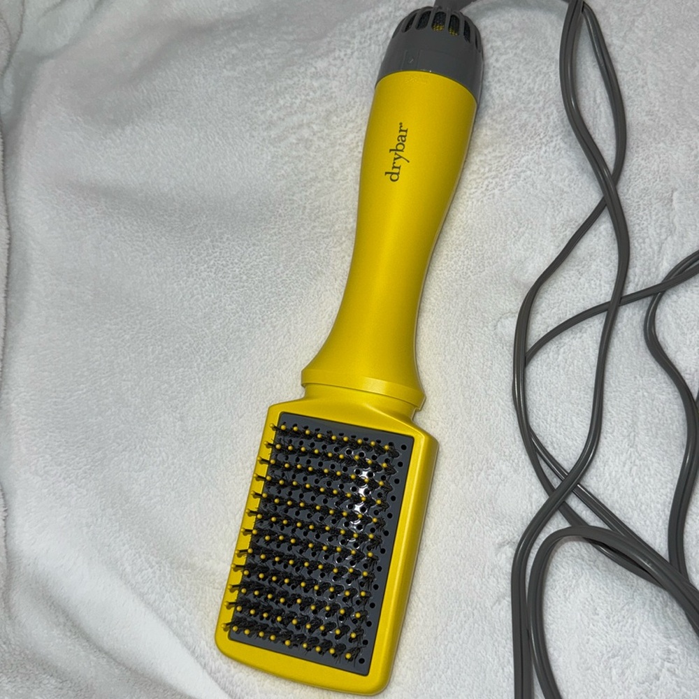 Drybar The Smooth Shot Paddle Brush Blow-Dryer

Used Like New